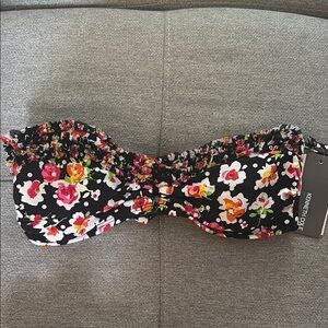 Kenneth Cole: Floral Bandeau Bikini Top - Vibrant Floral Print